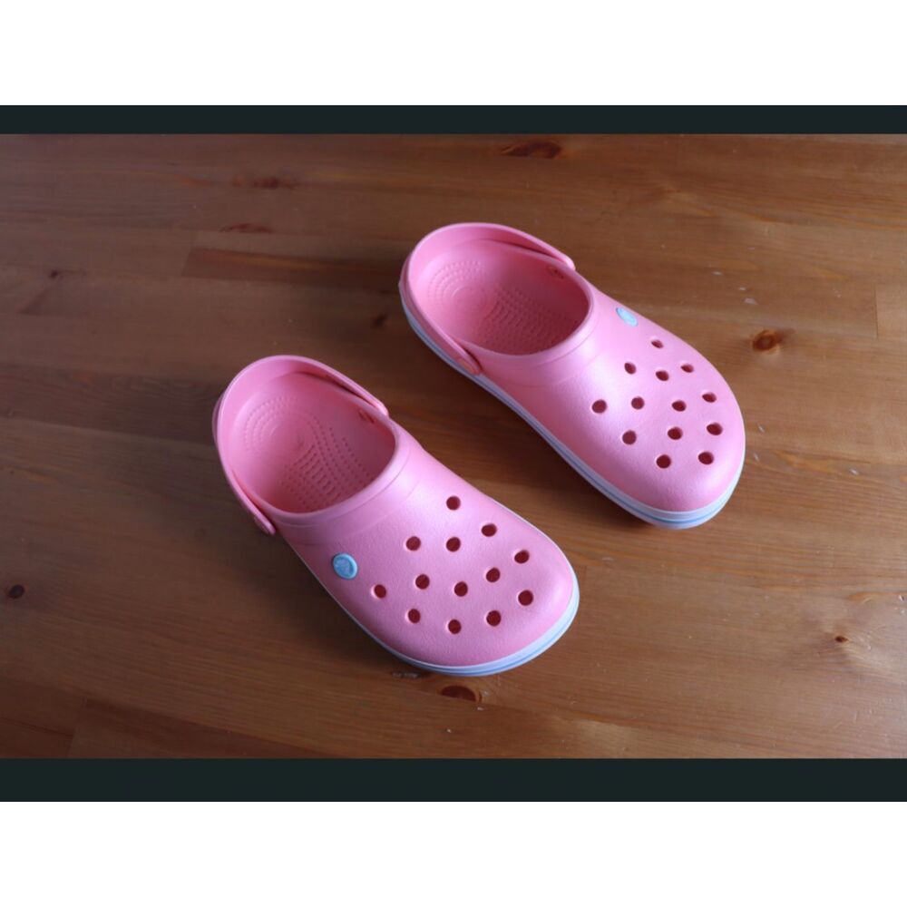 Crocs Clogs Pink Blue White Mens 7 Womens 9 Casual Shoes